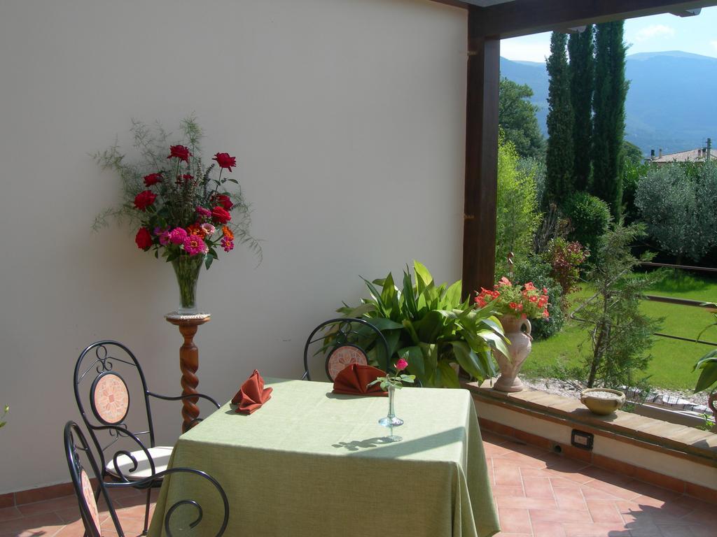 Vista Assisi Bed & Breakfast Exterior photo