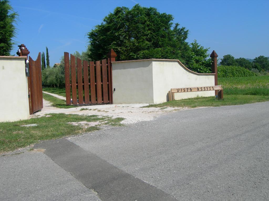 Vista Assisi Bed & Breakfast Exterior photo